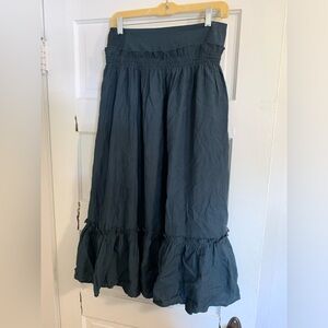 Neesees tea rose smocked midi skirt ruffled gray size large